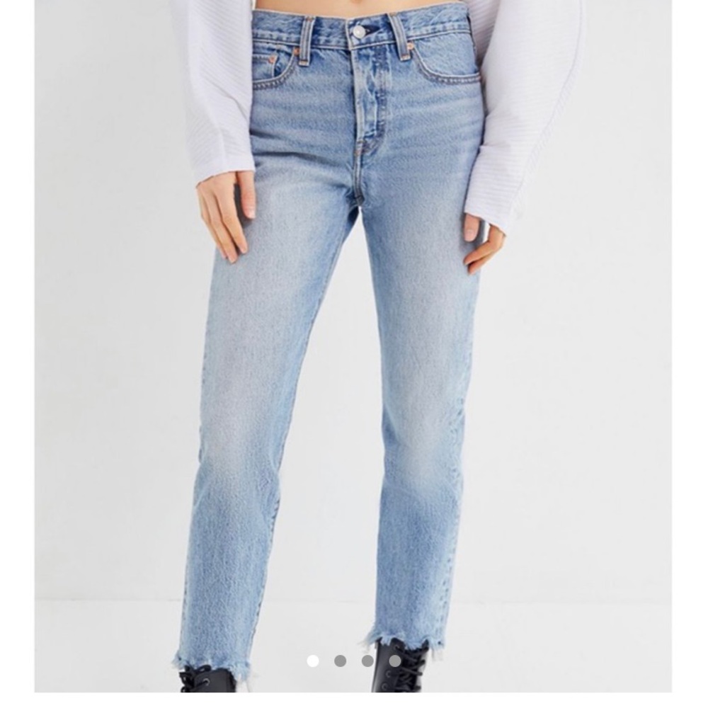 Levi’s wedgie jeans